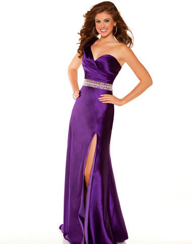 Mac Duggal Homecoming